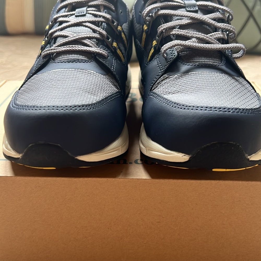 Men’s New L.L. Bean Comfort Fit Walkers - Picture 6 of 10